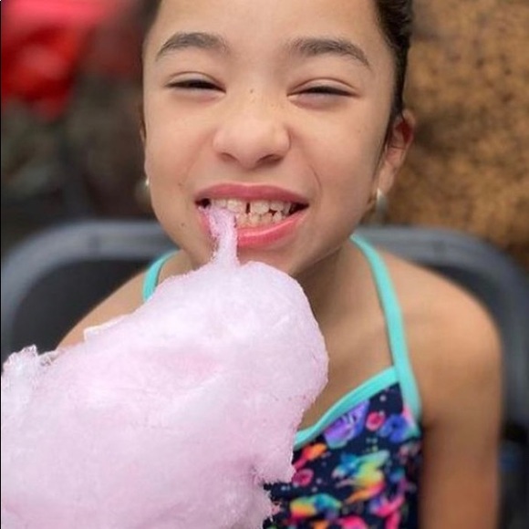 Meet your Posher, Gina Marie - Picture 3 of 3